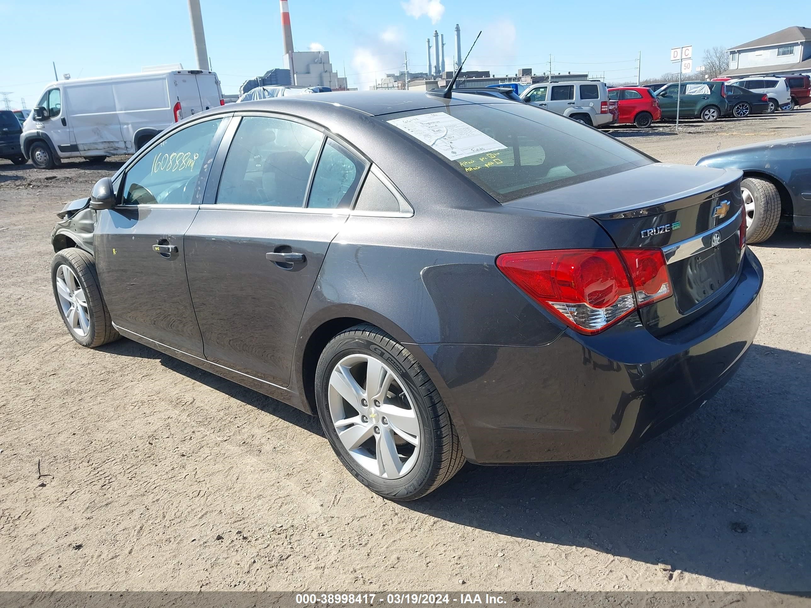 Photo 2 VIN: 1G1P75SZ7E7134630 - CHEVROLET CRUZE 