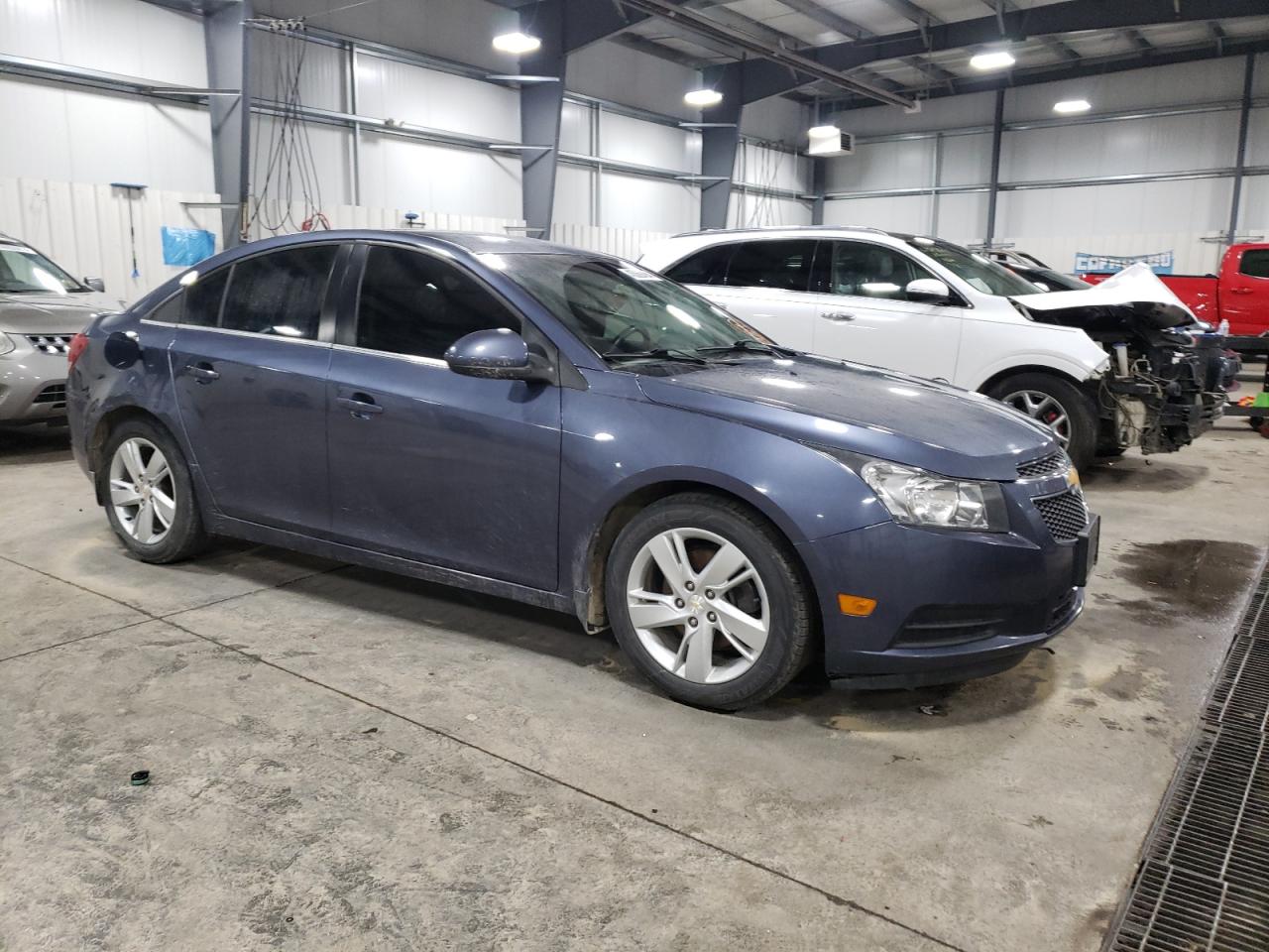 Photo 3 VIN: 1G1P75SZ8E7120526 - CHEVROLET CRUZE 