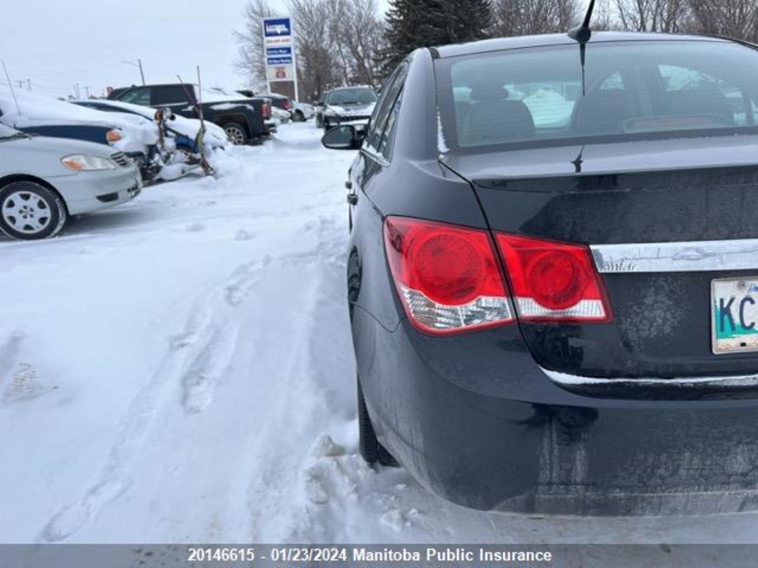 Photo 2 VIN: 1G1P75SZ8E7294418 - CHEVROLET CRUZE 