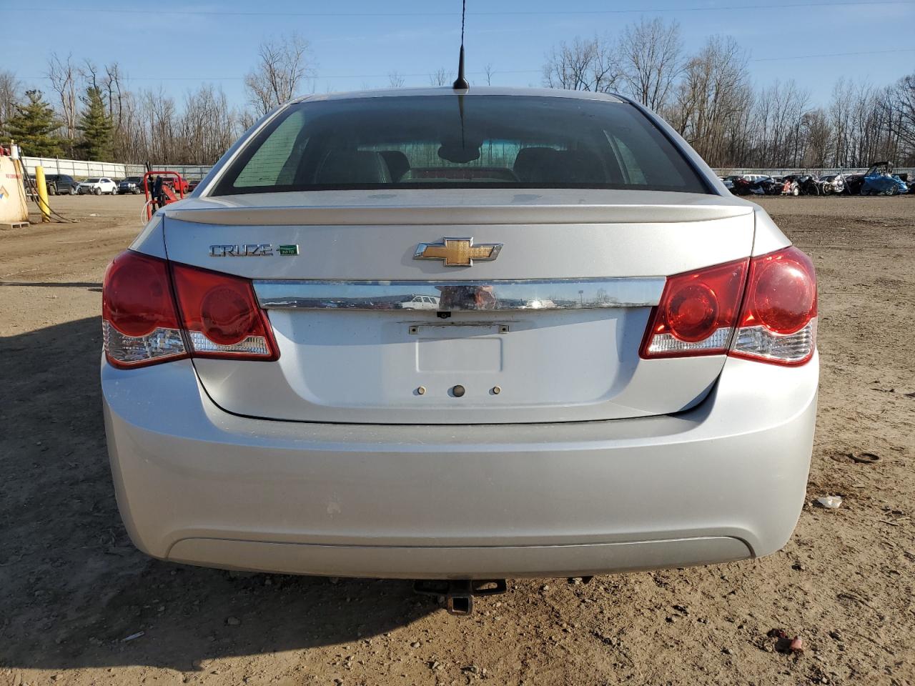 Photo 5 VIN: 1G1P75SZXE7185636 - CHEVROLET CRUZE 