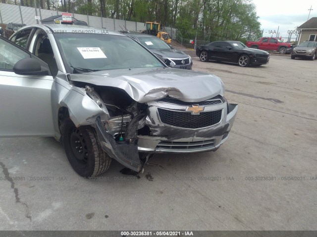 Photo 5 VIN: 1G1PA5SG0D7118753 - CHEVROLET CRUZE 