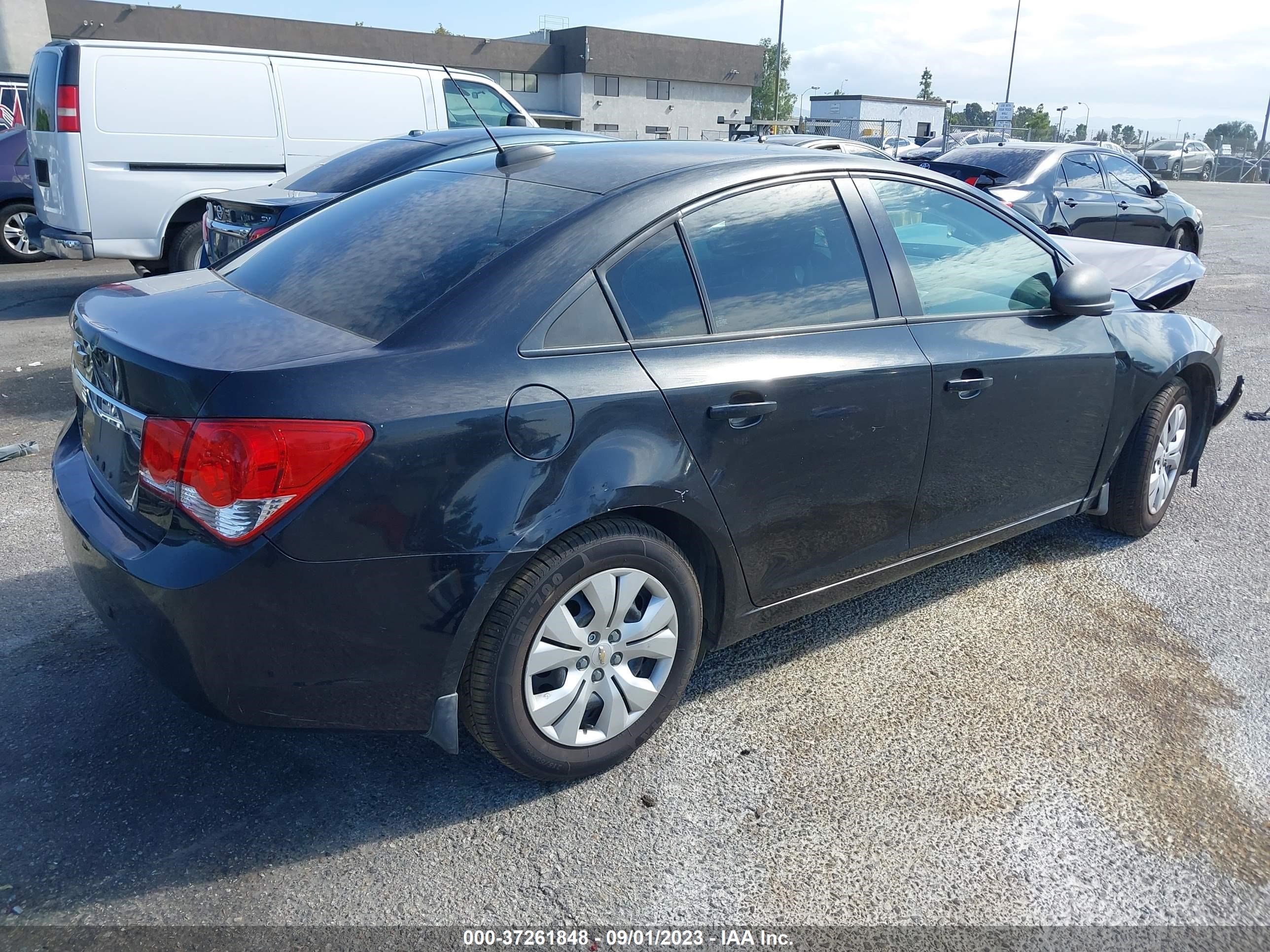 Photo 3 VIN: 1G1PA5SG0F7188496 - CHEVROLET CRUZE 