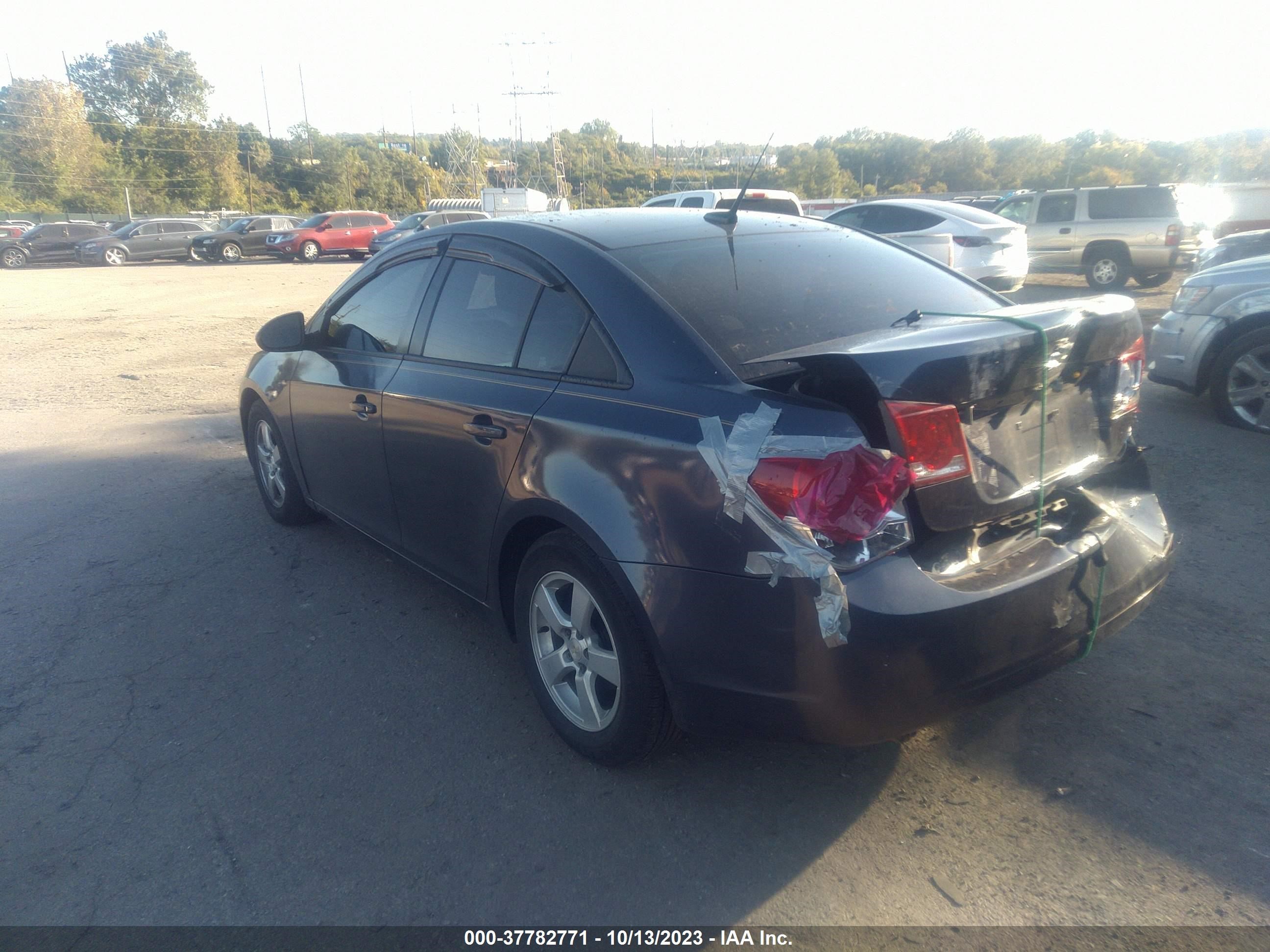 Photo 2 VIN: 1G1PA5SG1D7281525 - CHEVROLET CRUZE 