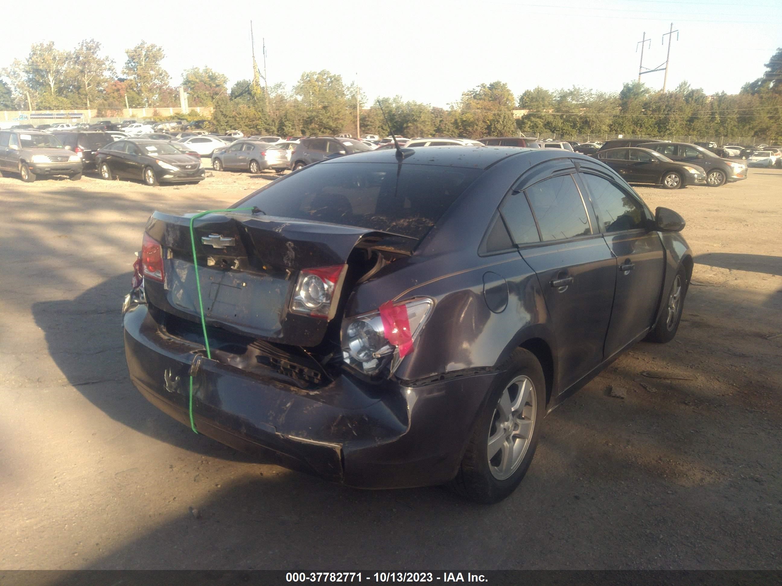 Photo 3 VIN: 1G1PA5SG1D7281525 - CHEVROLET CRUZE 