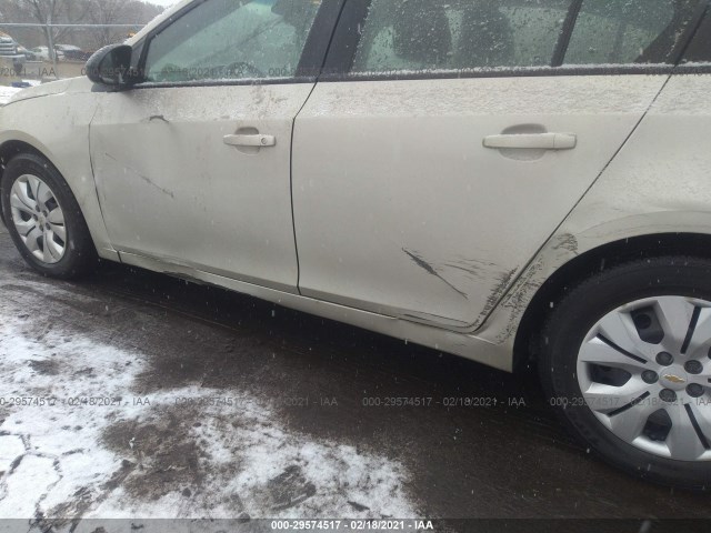 Photo 5 VIN: 1G1PA5SG1E7167770 - CHEVROLET CRUZE 