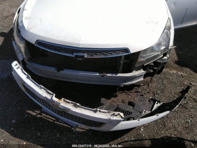 Photo 5 VIN: 1G1PA5SG1E7415919 - CHEVROLET CRUZE 