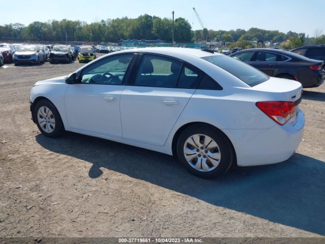 Photo 2 VIN: 1G1PA5SG2F7266454 - CHEVROLET CRUZE 