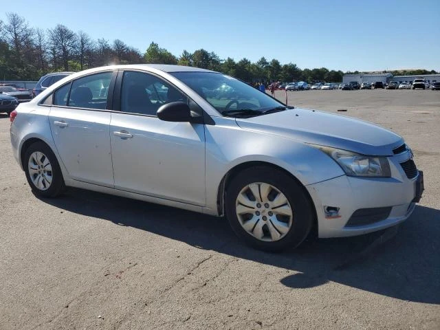 Photo 3 VIN: 1G1PA5SG3E7138514 - CHEVROLET CRUZE LS 