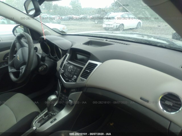 Photo 4 VIN: 1G1PA5SG3E7320049 - CHEVROLET CRUZE 