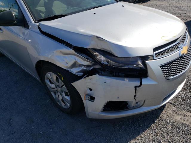 Photo 8 VIN: 1G1PA5SG4D7106525 - CHEVROLET CRUZE LS 