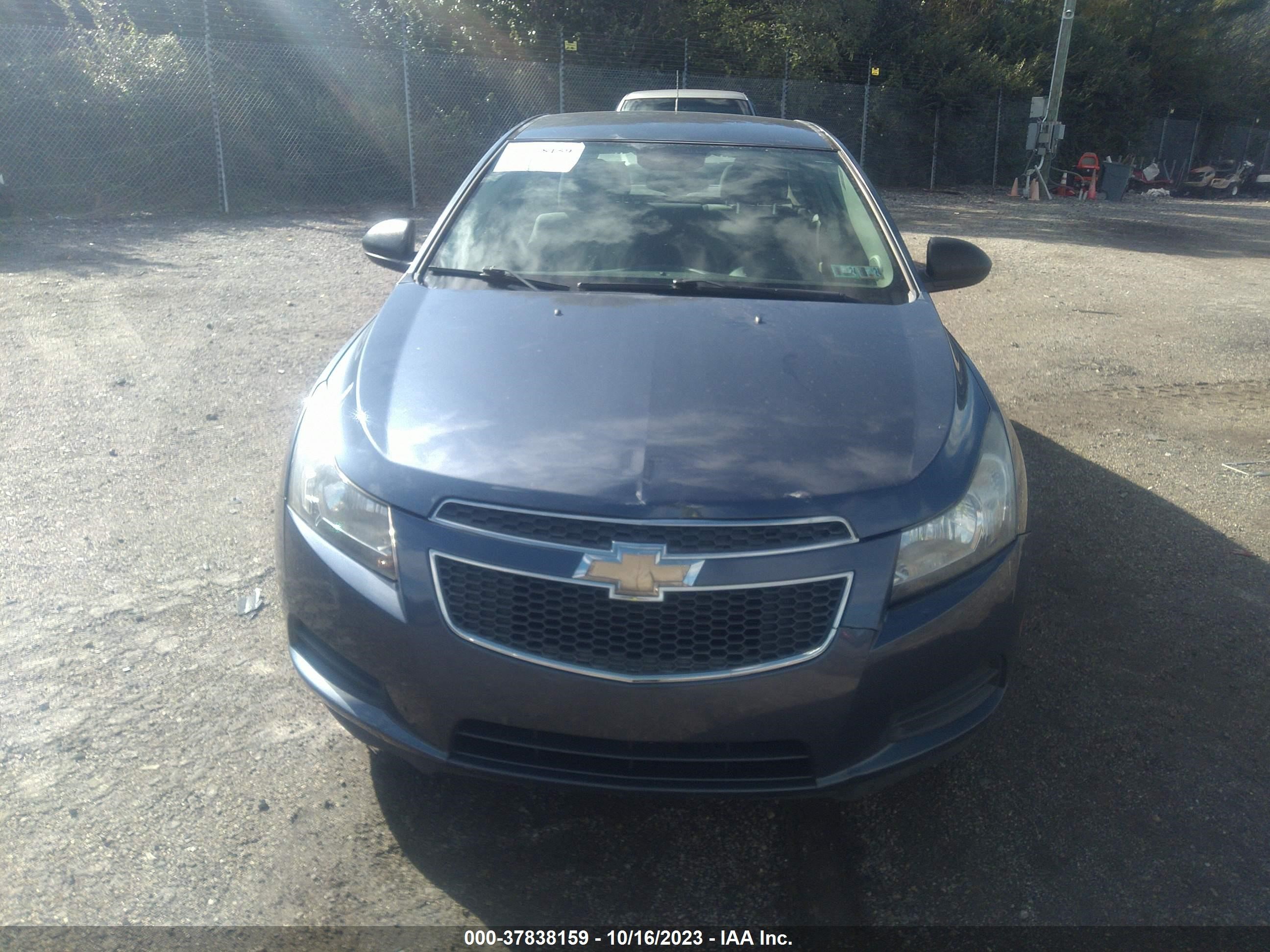 Photo 5 VIN: 1G1PA5SG4E7217643 - CHEVROLET CRUZE 