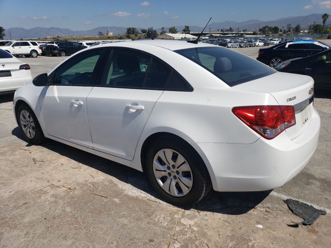 Photo 1 VIN: 1G1PA5SG4E7318102 - CHEVROLET CRUZE 