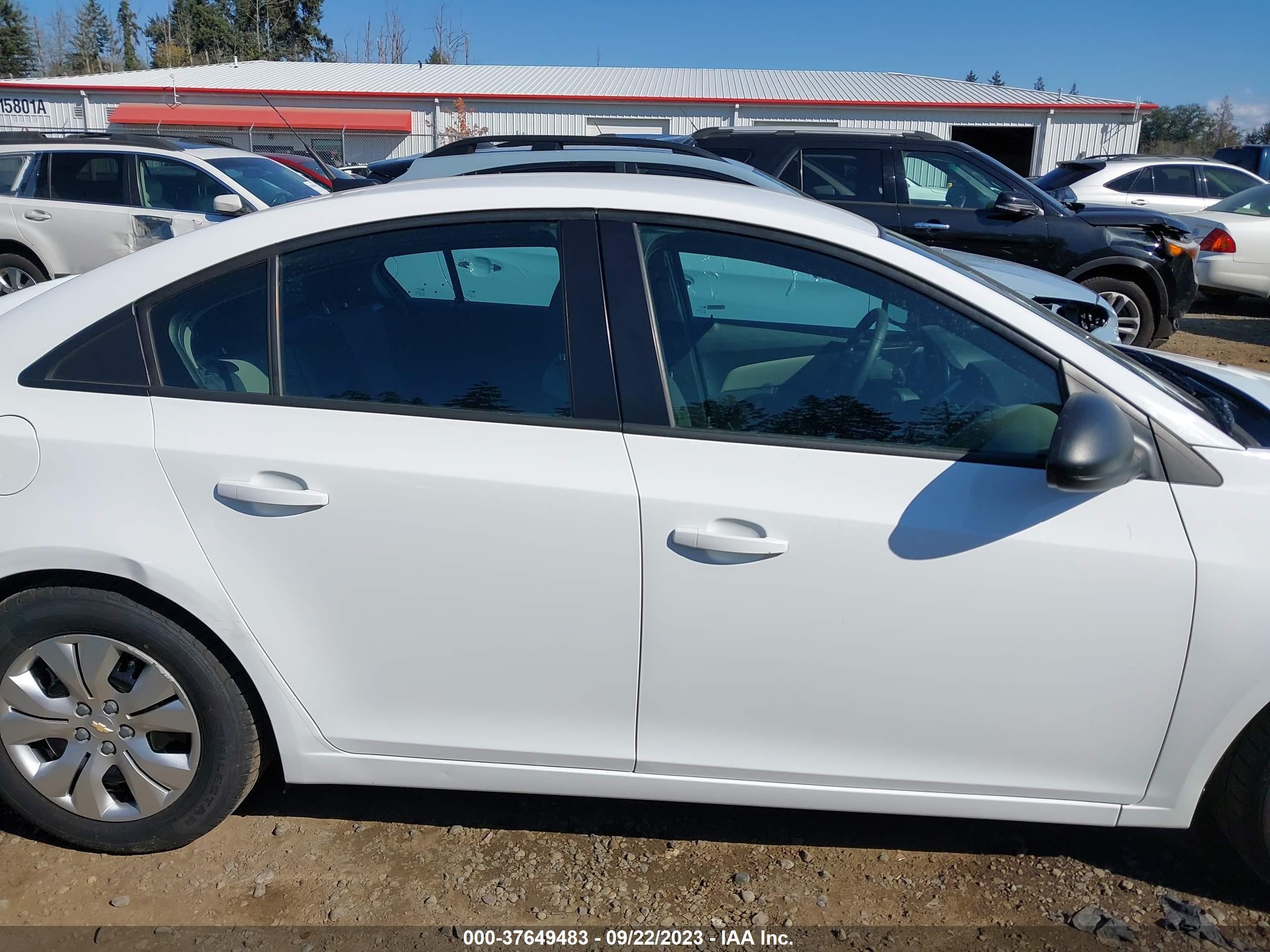 Photo 12 VIN: 1G1PA5SG4E7458148 - CHEVROLET CRUZE 