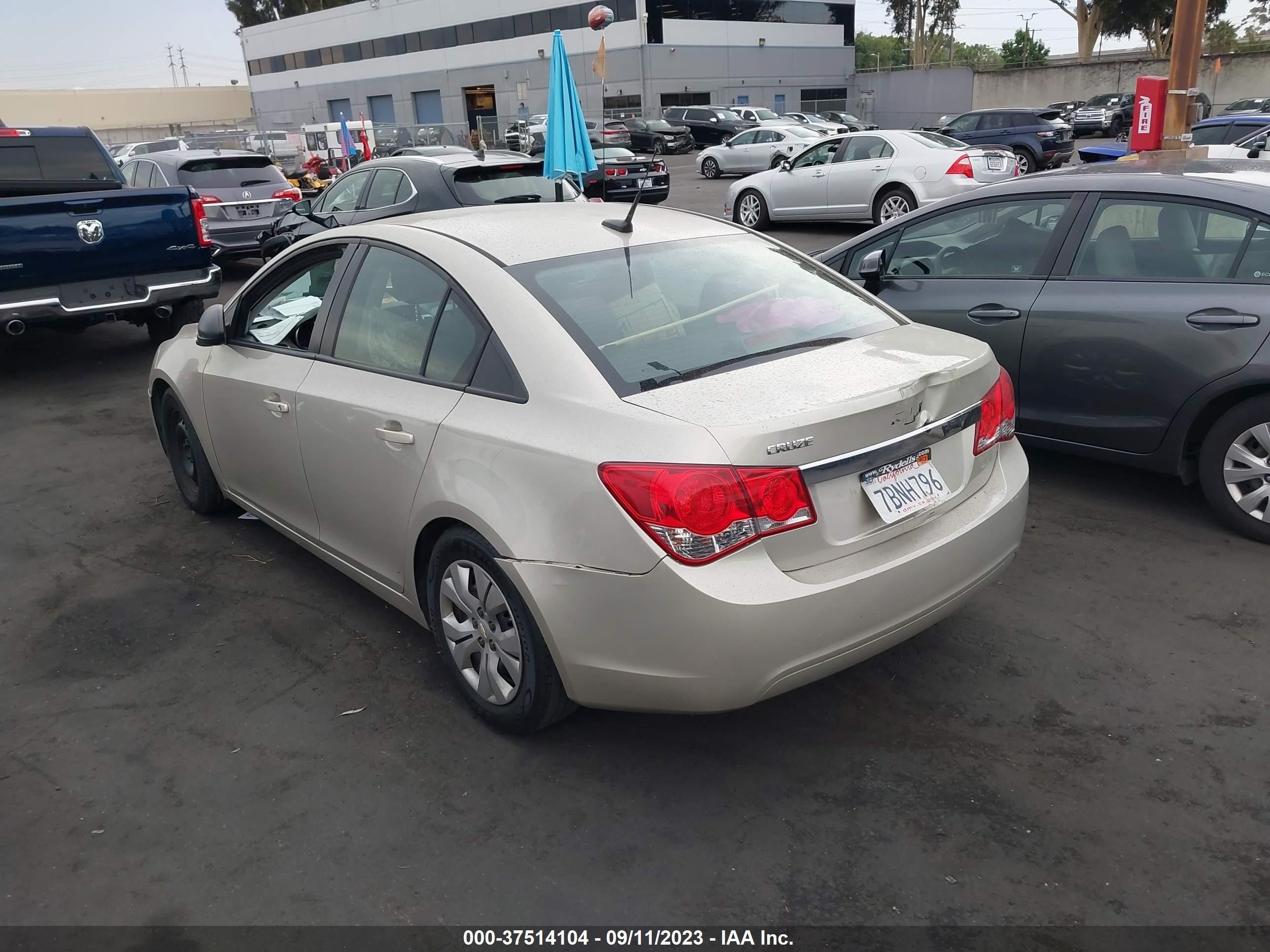 Photo 2 VIN: 1G1PA5SG7D7264874 - CHEVROLET CRUZE 