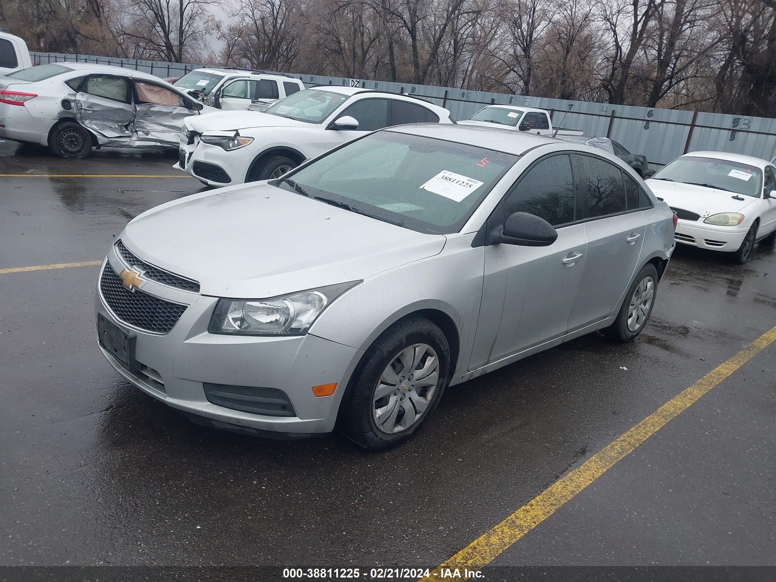 Photo 1 VIN: 1G1PA5SG7E7194262 - CHEVROLET CRUZE 