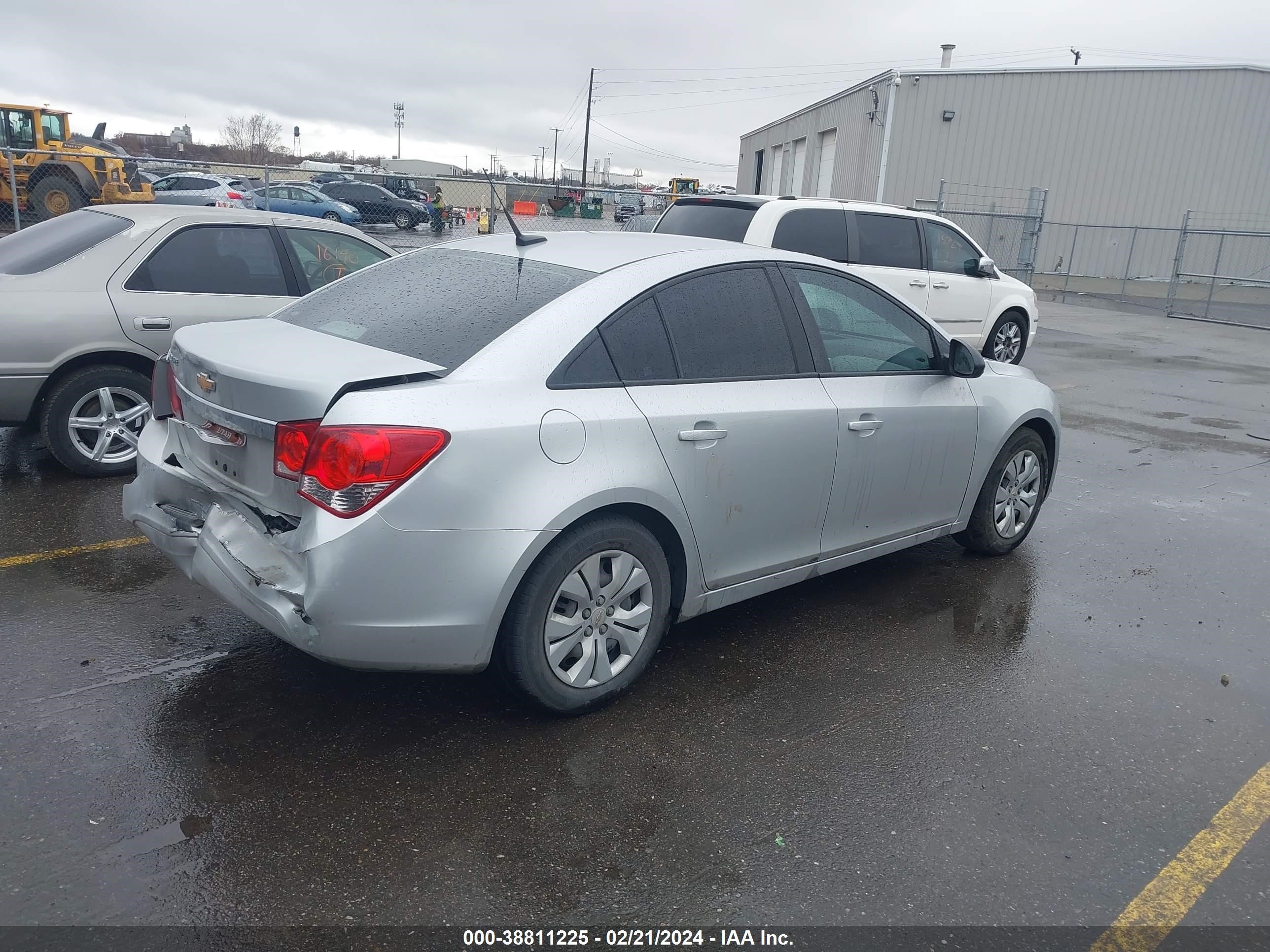 Photo 3 VIN: 1G1PA5SG7E7194262 - CHEVROLET CRUZE 