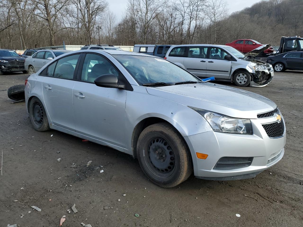 Photo 3 VIN: 1G1PA5SG8E7206807 - CHEVROLET CRUZE 