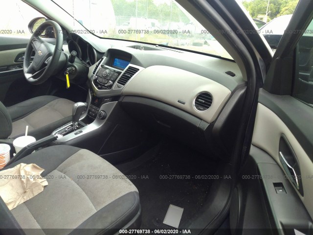 Photo 4 VIN: 1G1PA5SG8E7229570 - FORD FUSION 