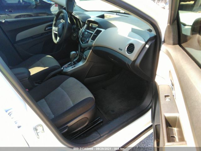 Photo 4 VIN: 1G1PA5SG8E7274184 - CHEVROLET CRUZE 