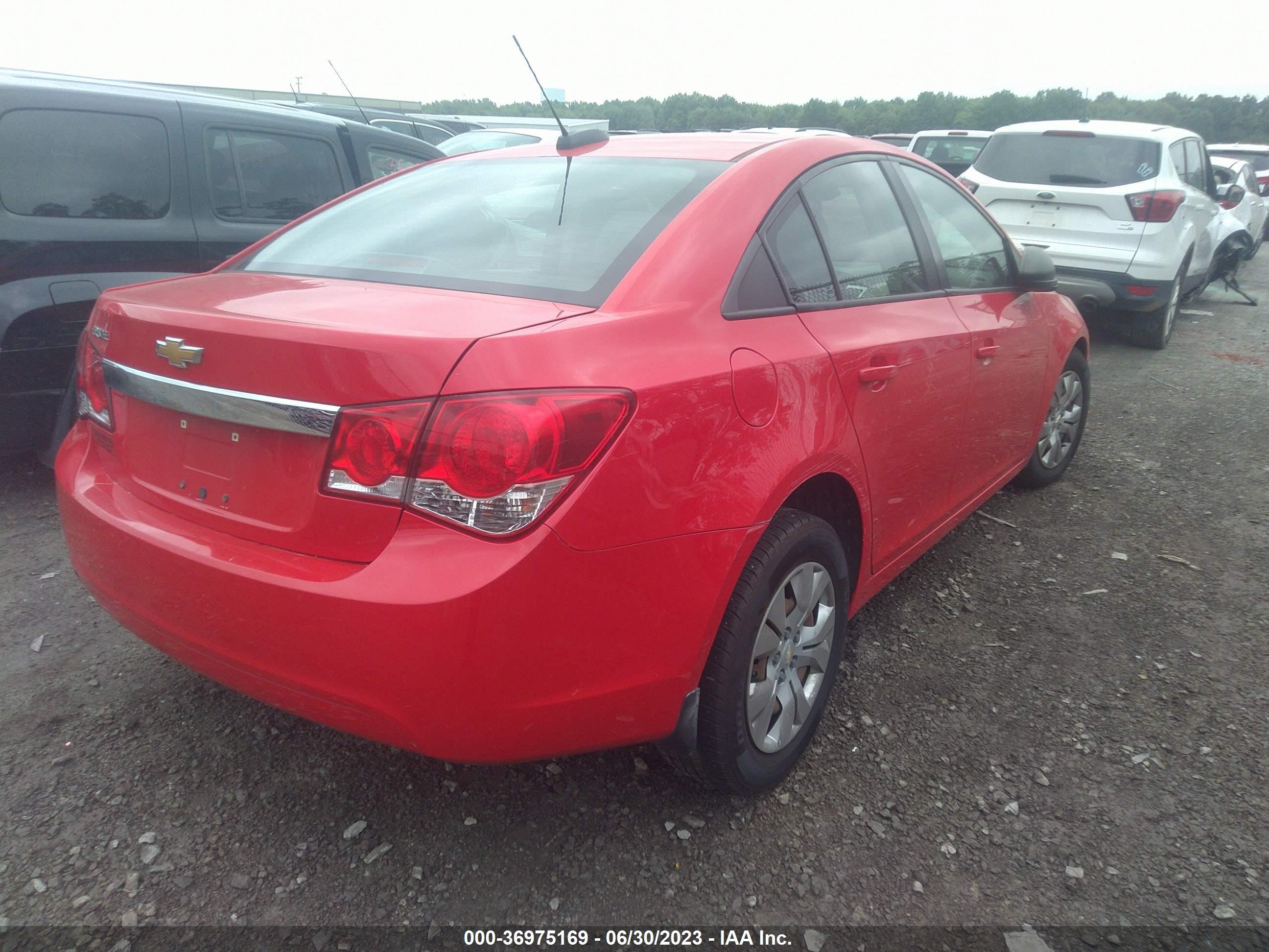 Photo 3 VIN: 1G1PA5SG9F7281663 - CHEVROLET CRUZE 