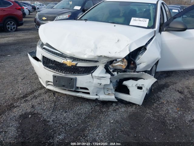 Photo 5 VIN: 1G1PA5SGXD7230685 - CHEVROLET CRUZE 