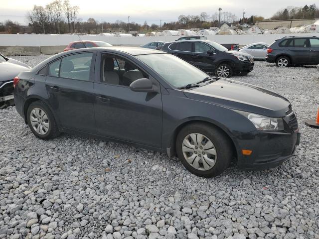 Photo 3 VIN: 1G1PA5SGXE7419564 - CHEVROLET CRUZE LS 