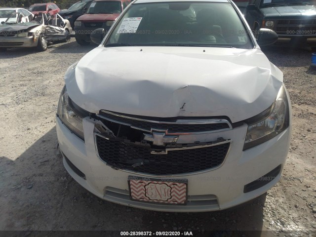 Photo 9 VIN: 1G1PA5SH0D7125677 - CHEVROLET CRUZE 