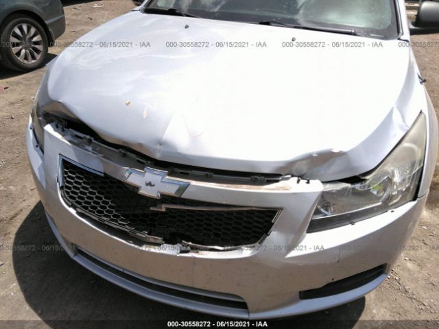 Photo 5 VIN: 1G1PA5SH0D7242806 - CHEVROLET CRUZE 