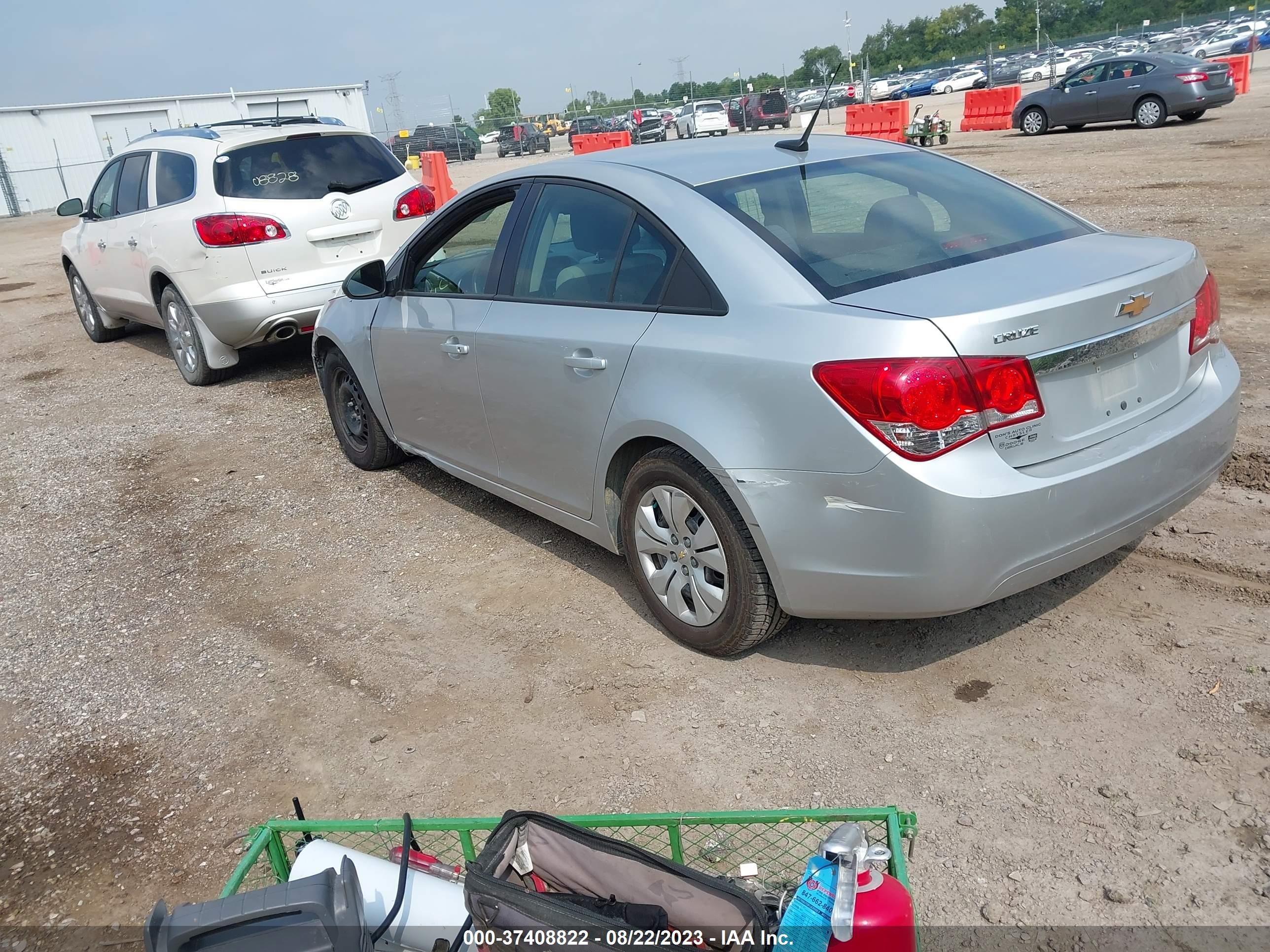 Photo 2 VIN: 1G1PA5SH0D7245382 - CHEVROLET CRUZE 