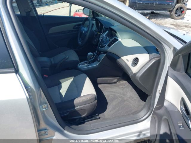 Photo 4 VIN: 1G1PA5SH0F7229654 - CHEVROLET CRUZE 