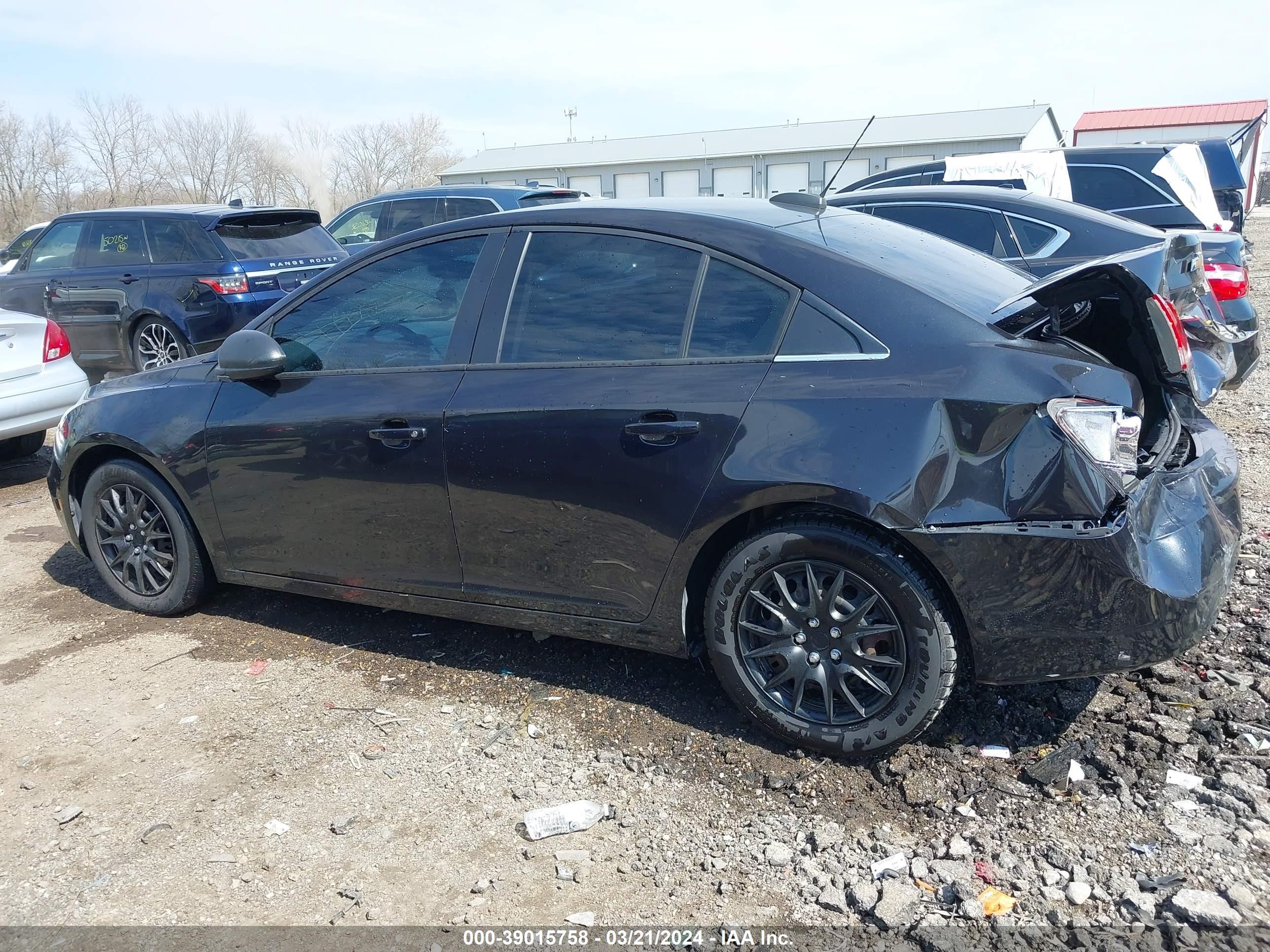 Photo 13 VIN: 1G1PA5SH0F7242274 - CHEVROLET CRUZE 