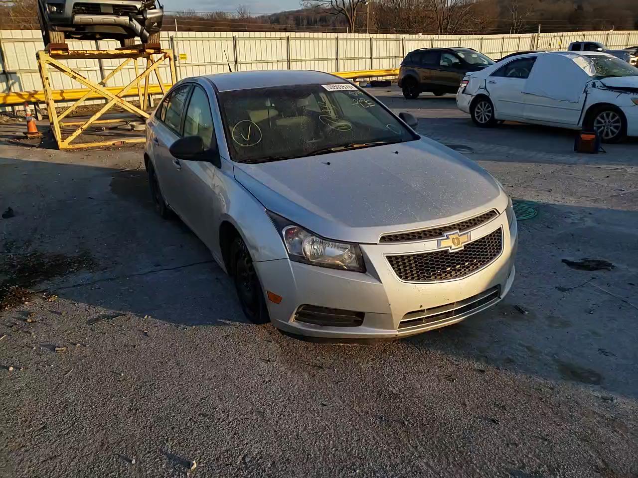 Photo 10 VIN: 1G1PA5SH1E7483632 - CHEVROLET CRUZE 