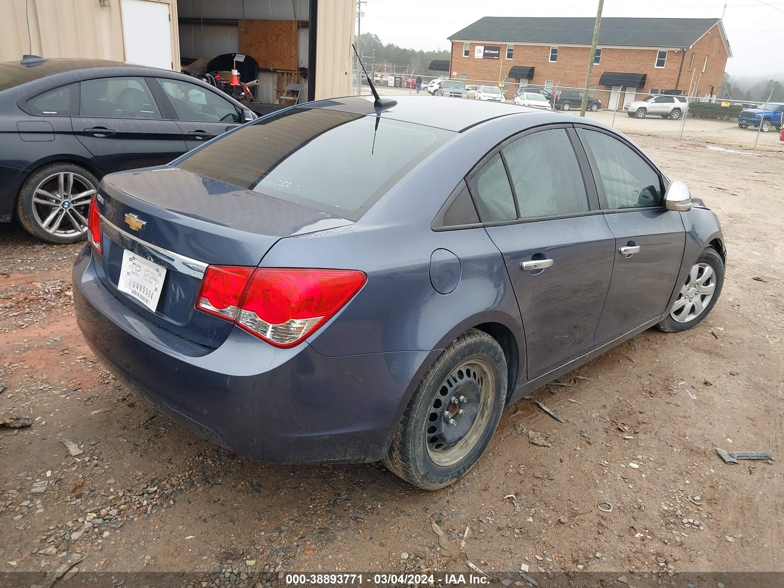 Photo 3 VIN: 1G1PA5SH2E7149917 - CHEVROLET CRUZE 