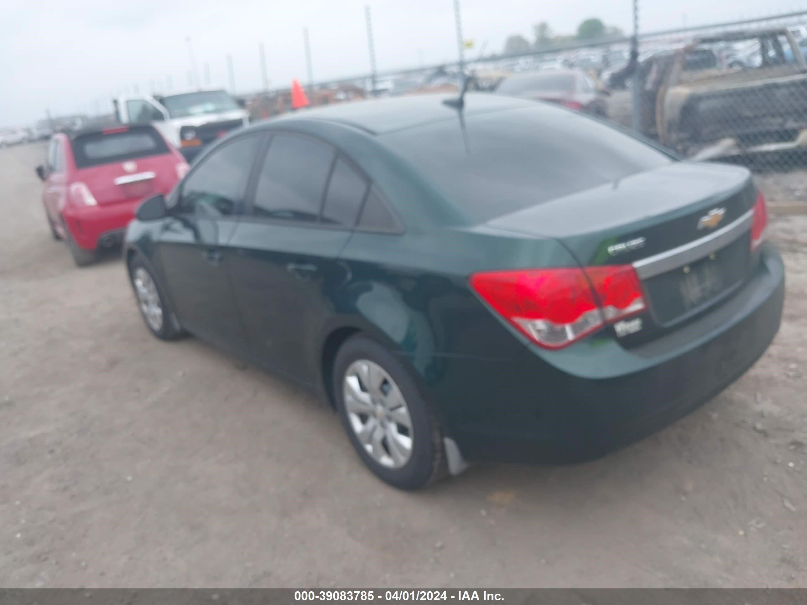 Photo 2 VIN: 1G1PA5SH2E7208397 - CHEVROLET CRUZE 