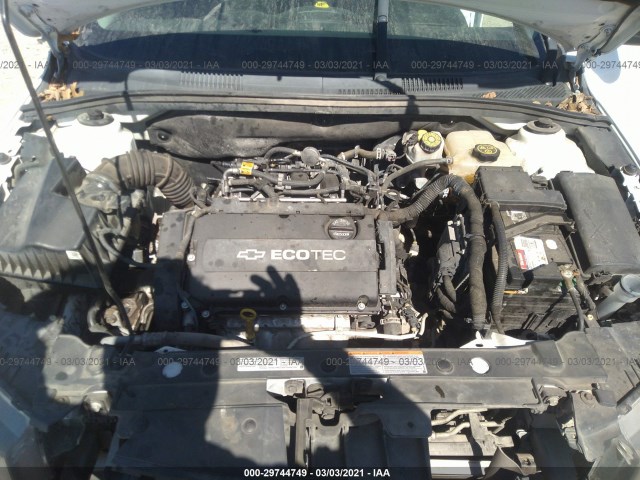 Photo 9 VIN: 1G1PA5SH2E7240928 - CHEVROLET CRUZE 