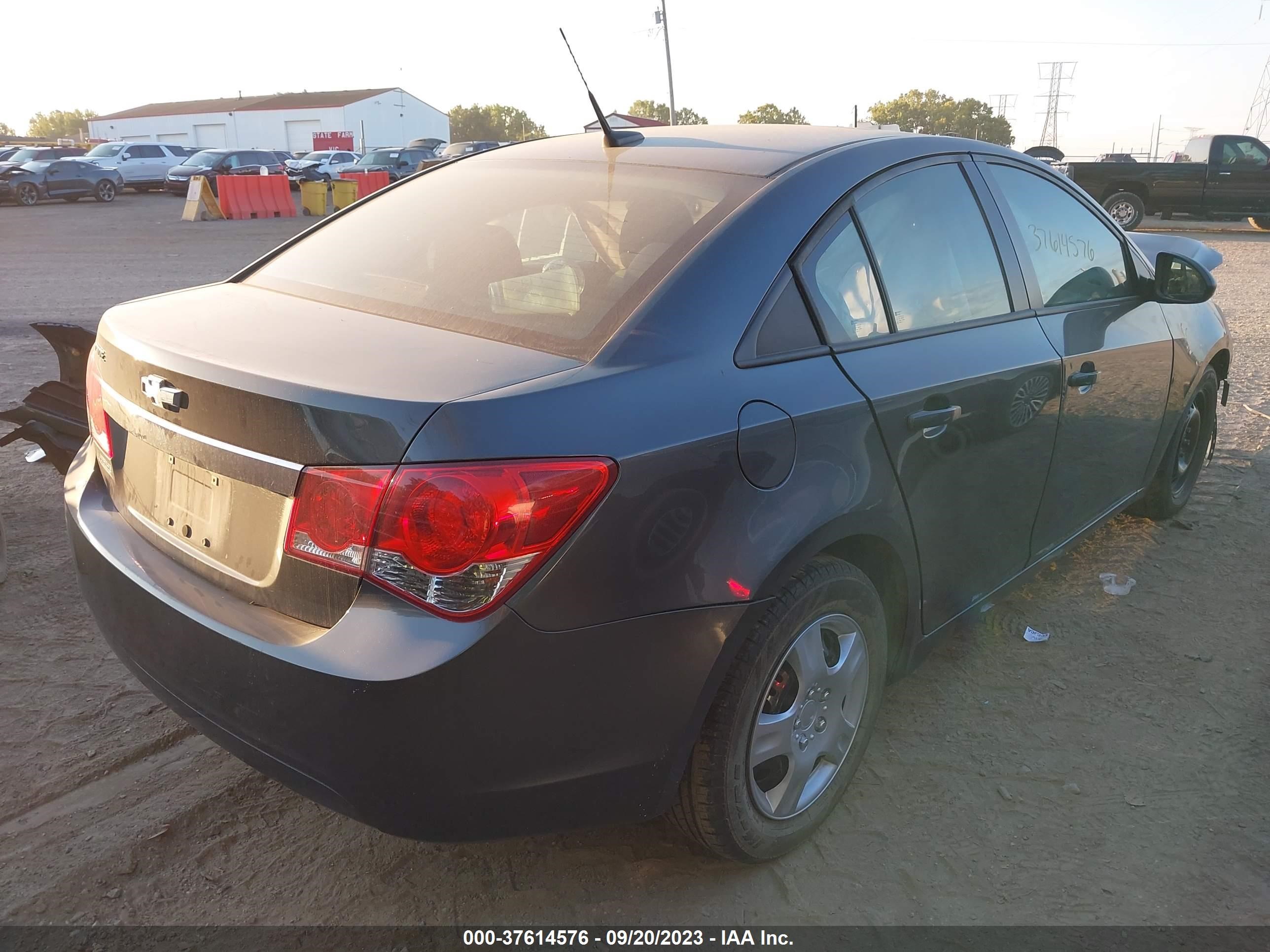 Photo 3 VIN: 1G1PA5SH3D7191267 - CHEVROLET CRUZE 