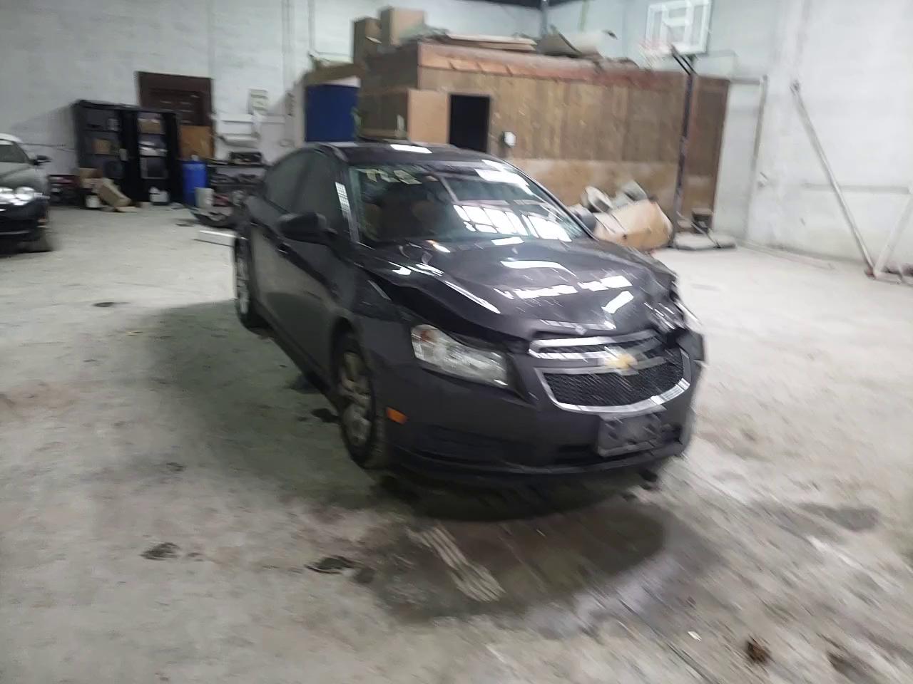 Photo 10 VIN: 1G1PA5SH3E7348345 - CHEVROLET CRUZE LS 