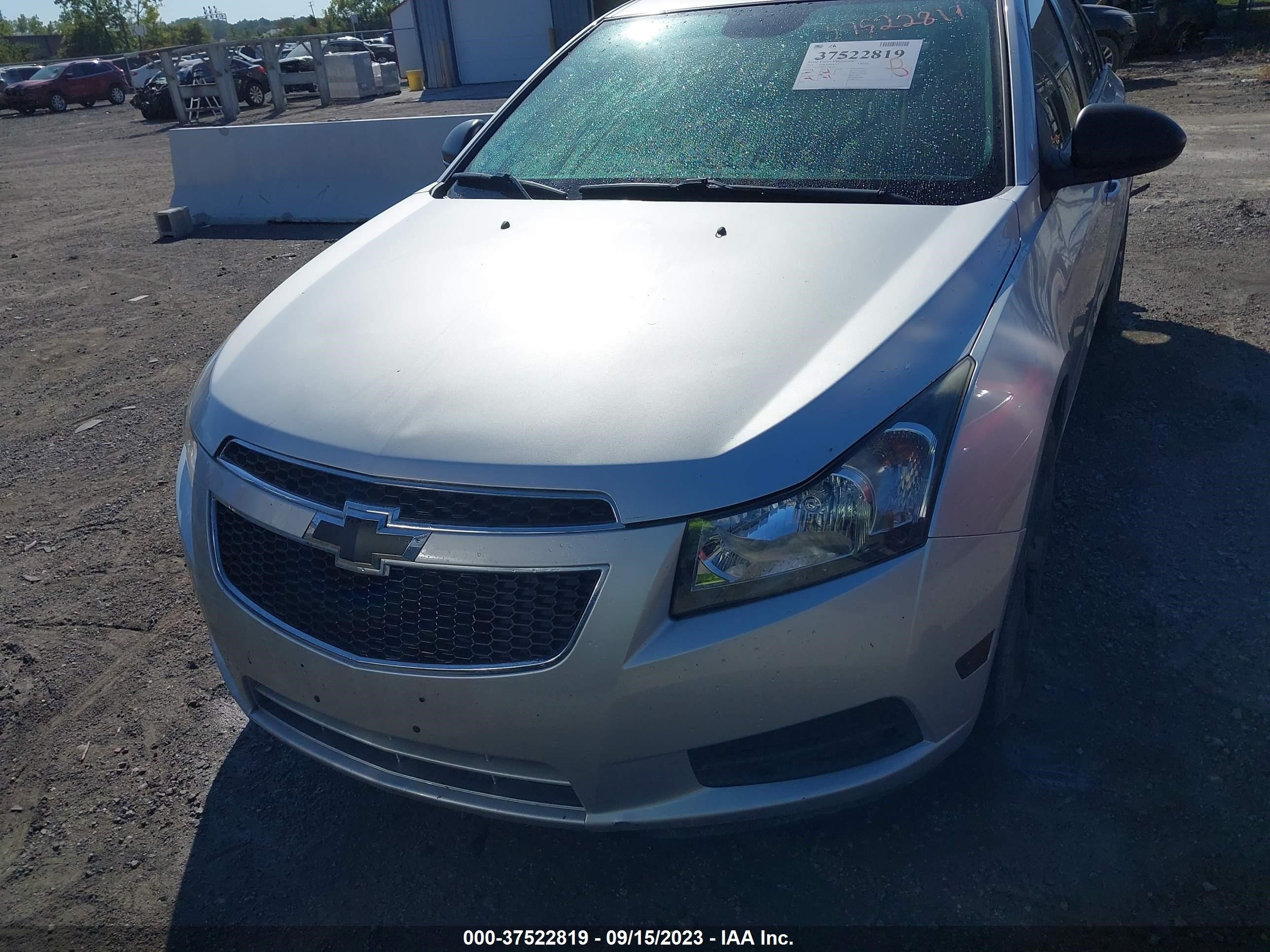 Photo 11 VIN: 1G1PA5SH3E7368546 - CHEVROLET CRUZE 