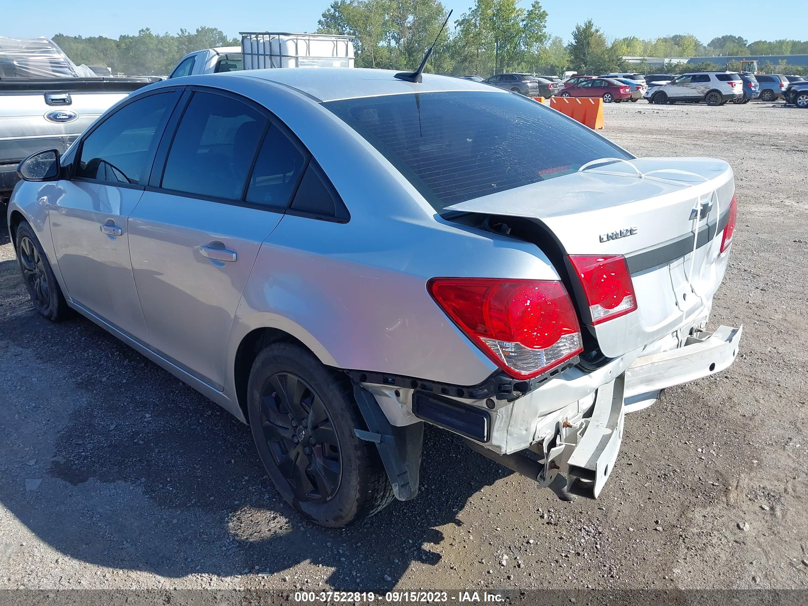 Photo 2 VIN: 1G1PA5SH3E7368546 - CHEVROLET CRUZE 