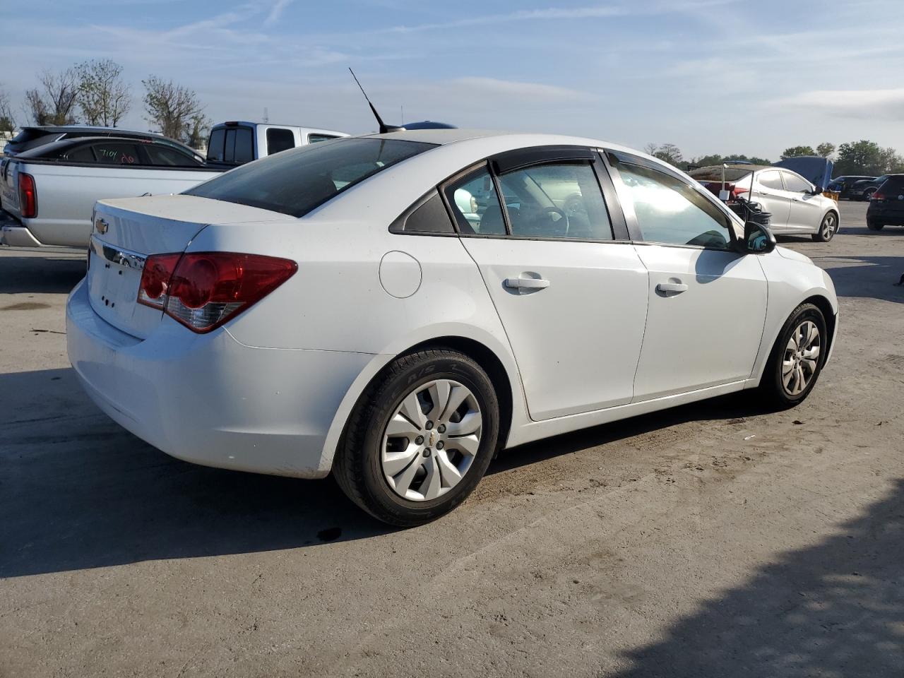 Photo 2 VIN: 1G1PA5SH4E7357314 - CHEVROLET CRUZE 