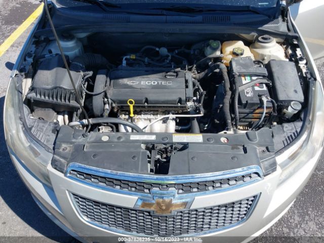 Photo 9 VIN: 1G1PA5SH5E7232967 - CHEVROLET CRUZE 