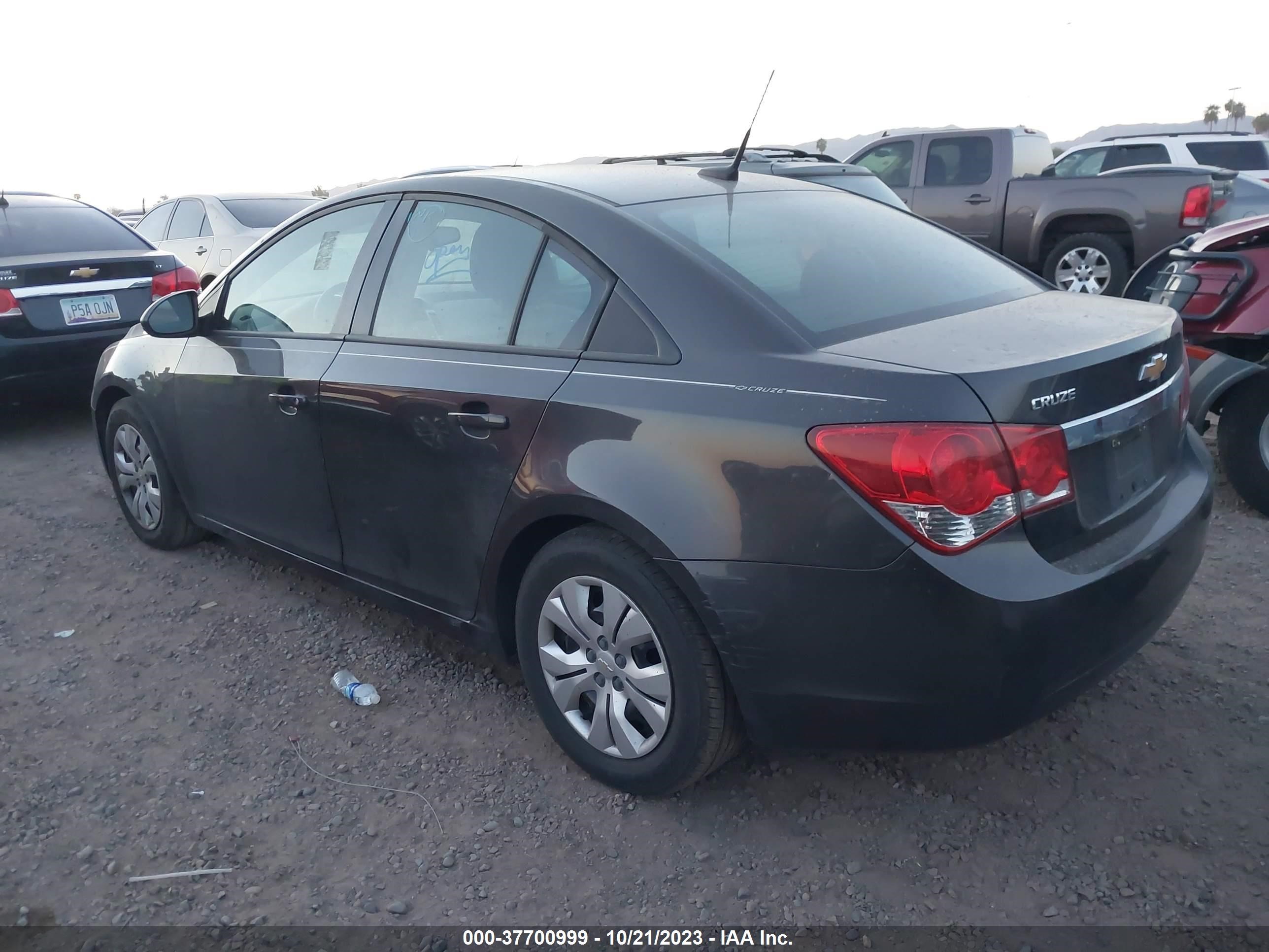 Photo 2 VIN: 1G1PA5SH6E7180488 - CHEVROLET CRUZE 