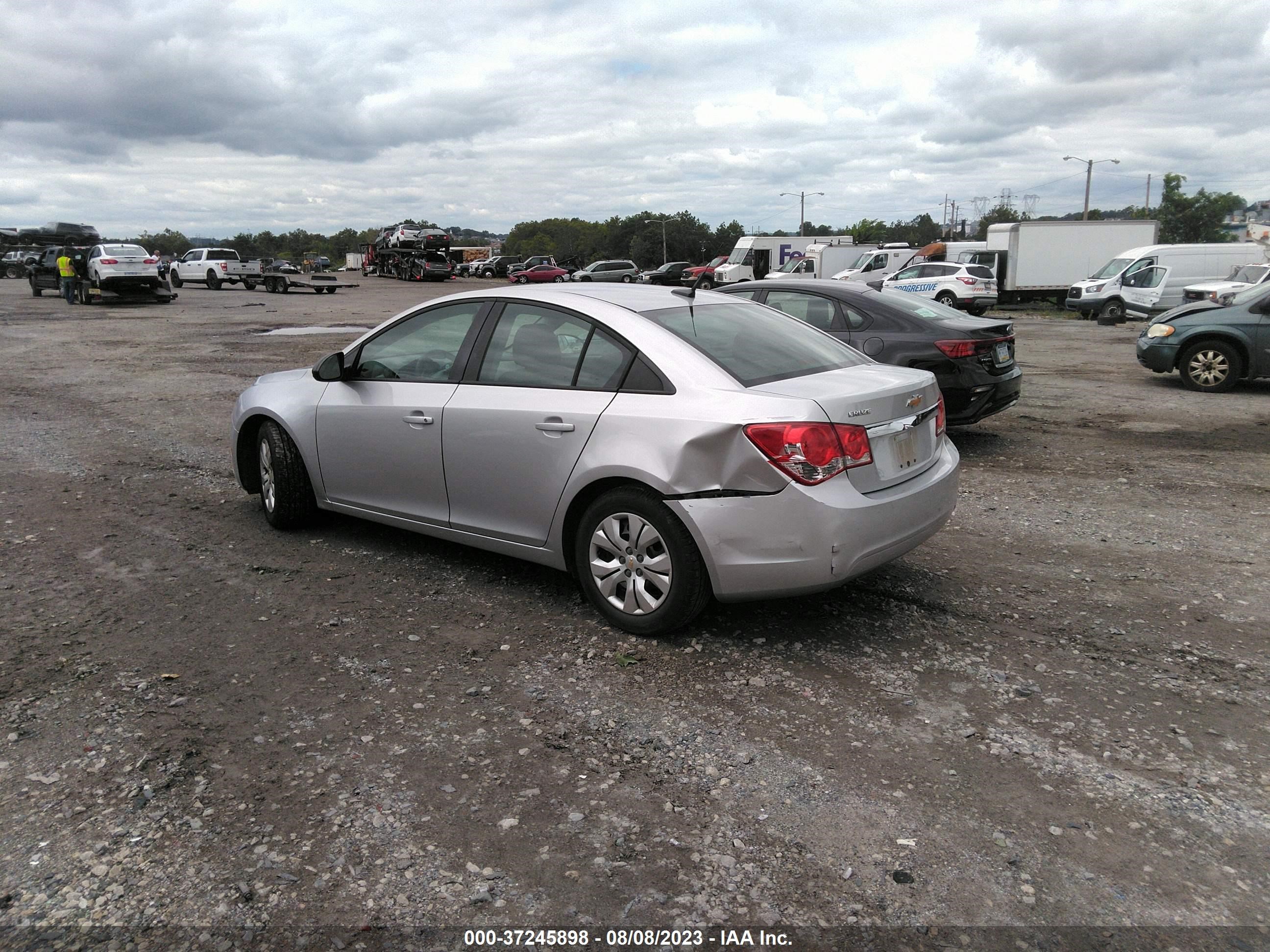 Photo 2 VIN: 1G1PA5SH8D7102339 - CHEVROLET CRUZE 