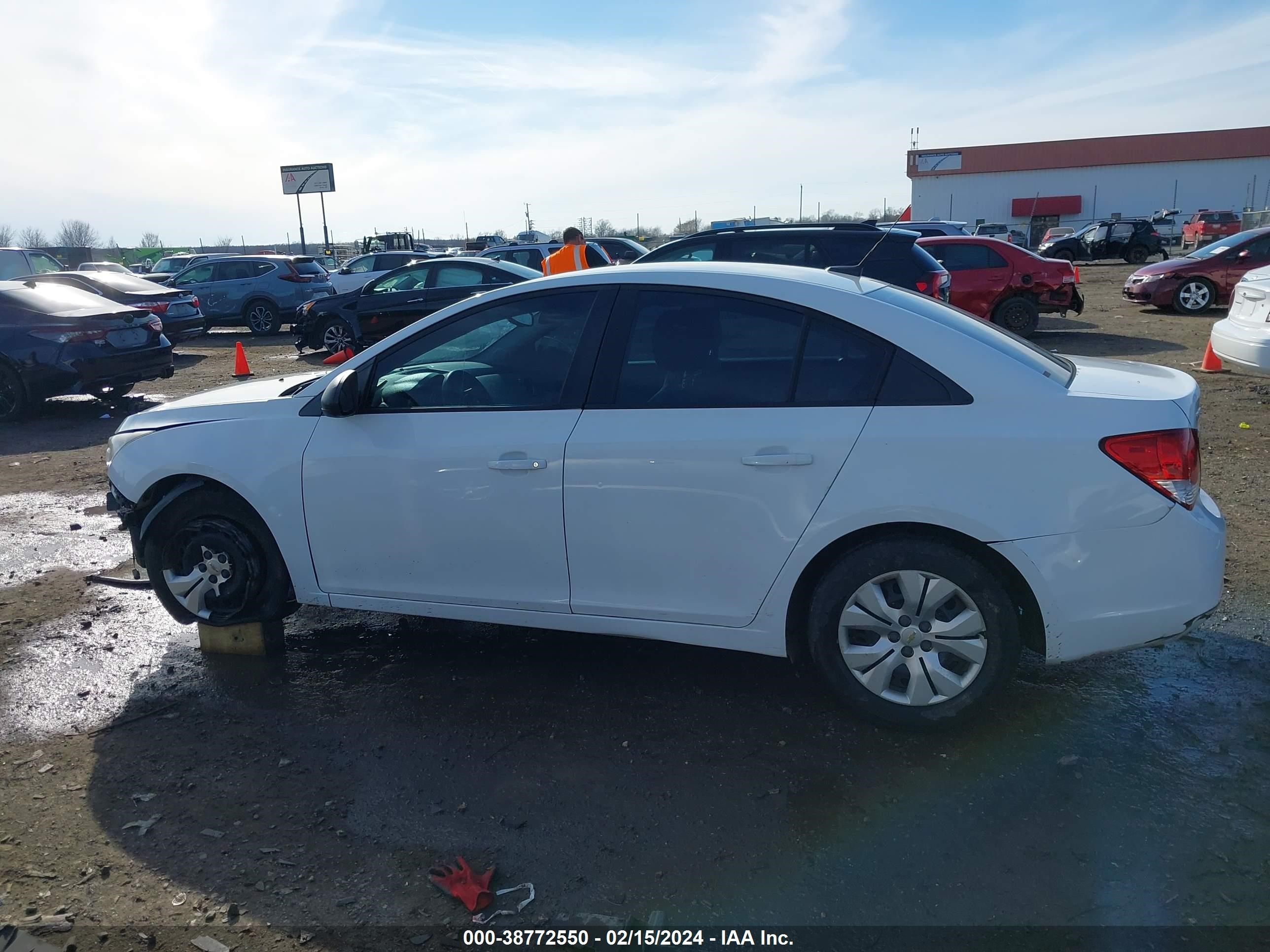 Photo 13 VIN: 1G1PA5SH8E7166995 - CHEVROLET CRUZE 