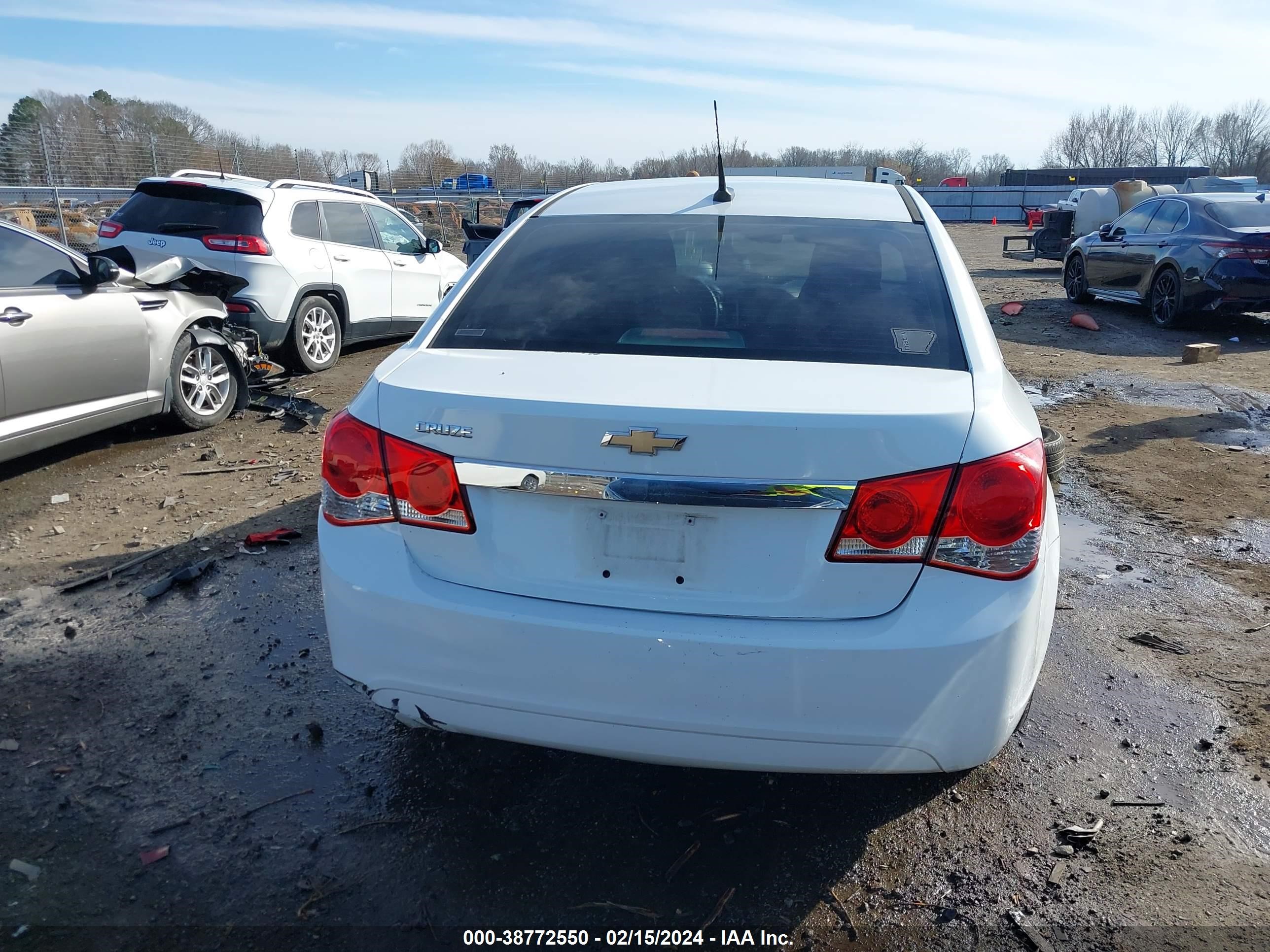 Photo 15 VIN: 1G1PA5SH8E7166995 - CHEVROLET CRUZE 