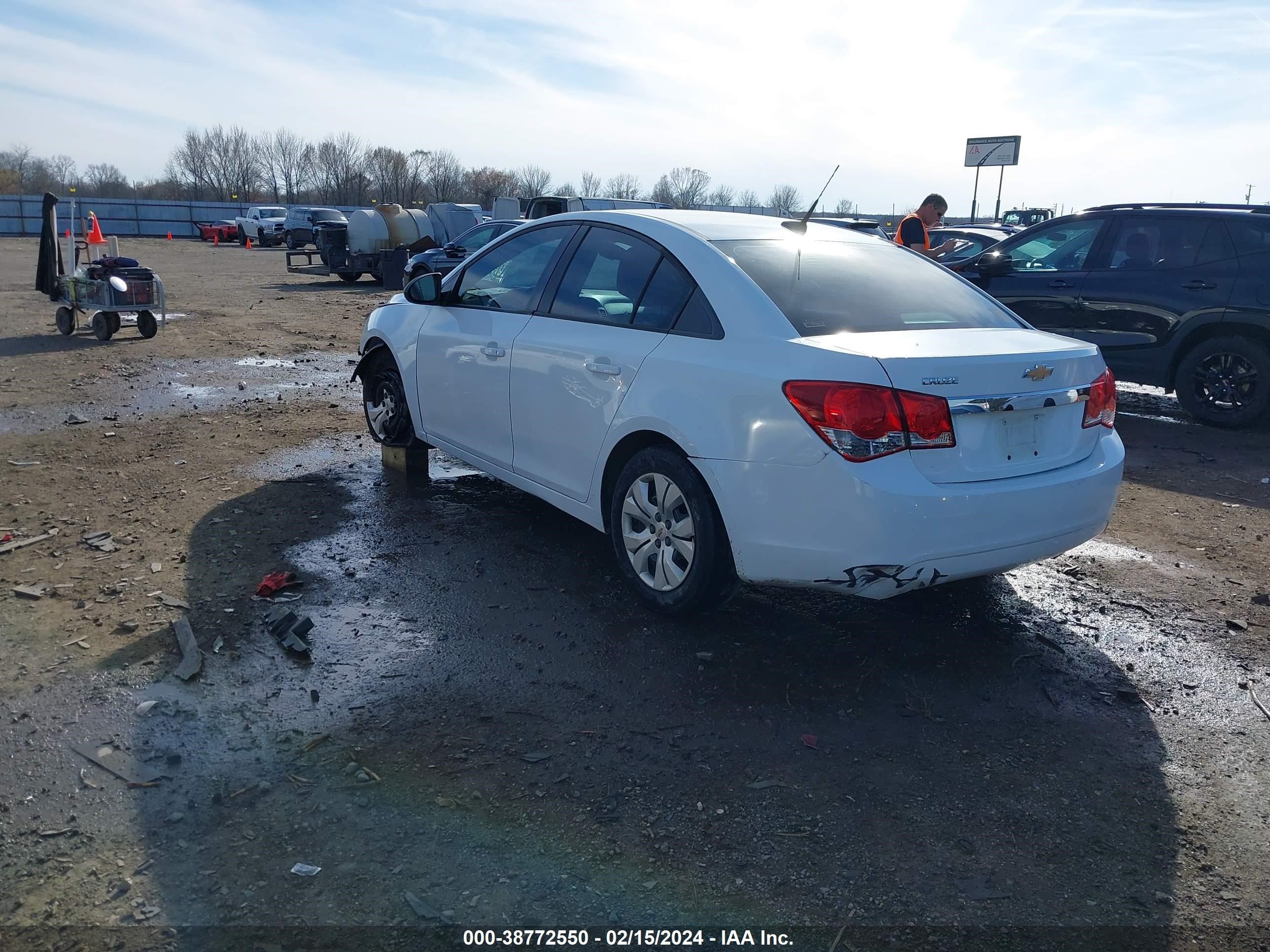 Photo 2 VIN: 1G1PA5SH8E7166995 - CHEVROLET CRUZE 