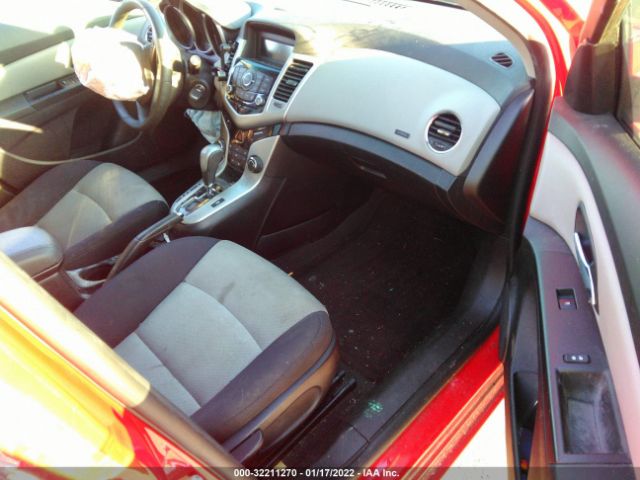 Photo 4 VIN: 1G1PA5SH8F7134713 - CHEVROLET CRUZE 