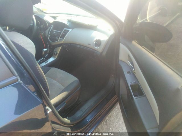 Photo 4 VIN: 1G1PA5SH8F7265978 - CHEVROLET CRUZE 