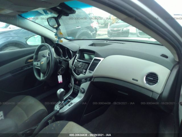 Photo 4 VIN: 1G1PA5SH9D7125337 - CHEVROLET CRUZE 