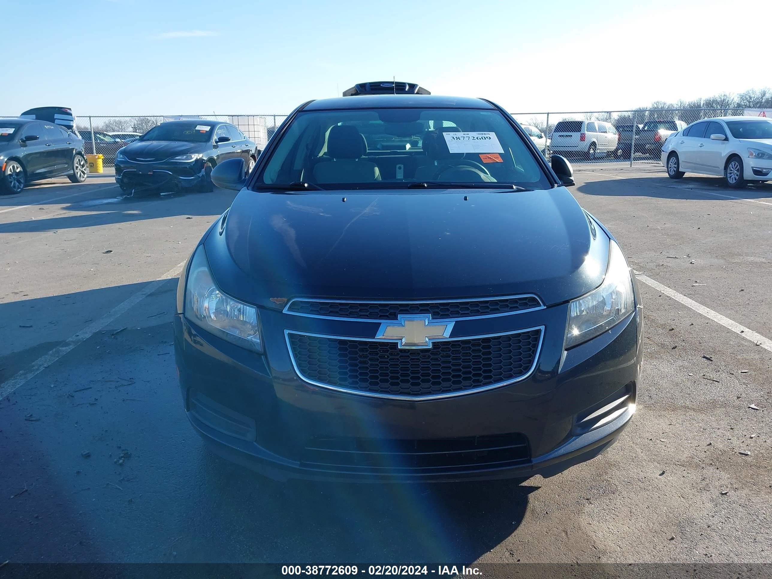 Photo 12 VIN: 1G1PA5SH9D7198711 - CHEVROLET CRUZE 